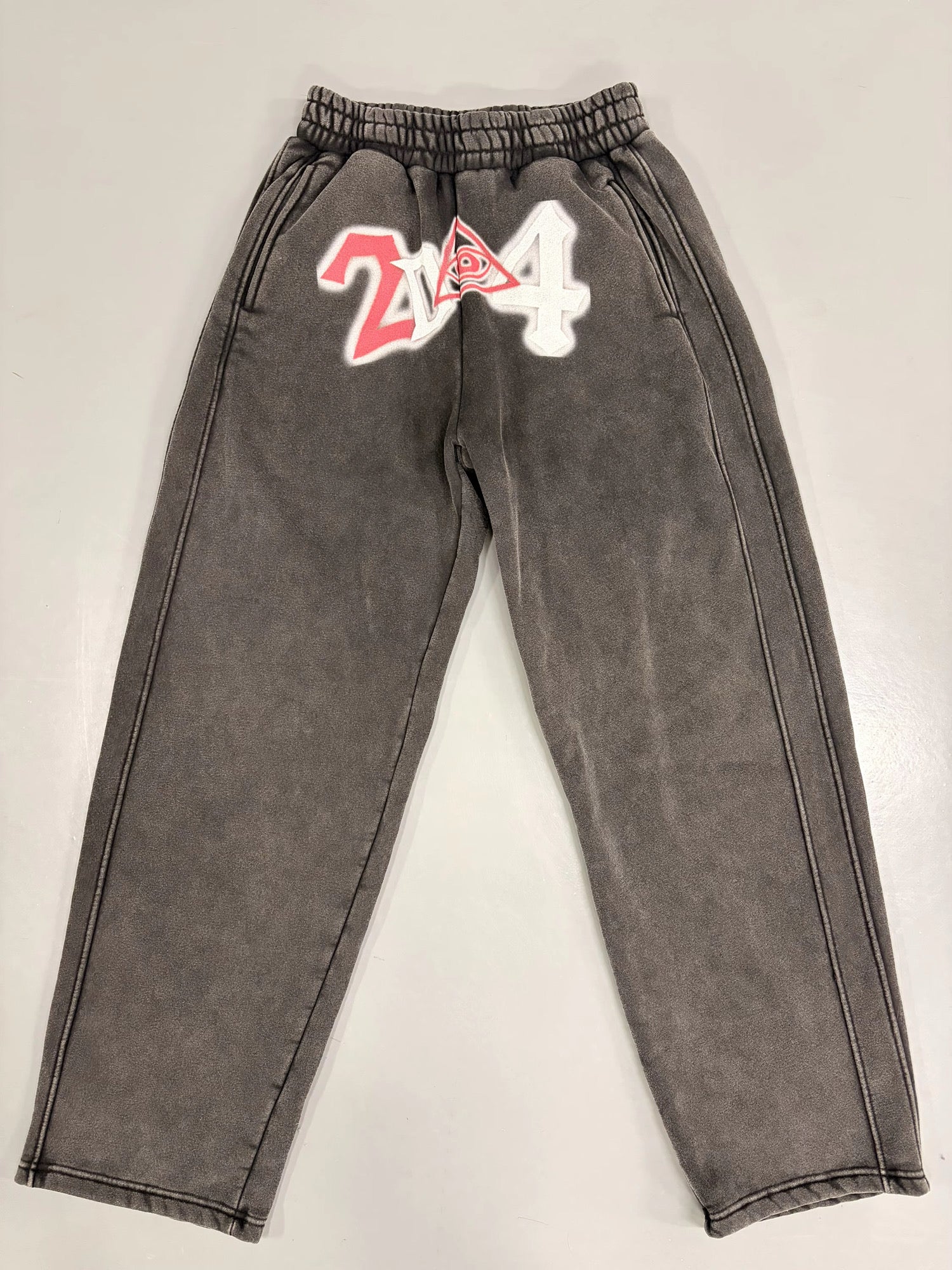 “2Die4 AceTone Sweats